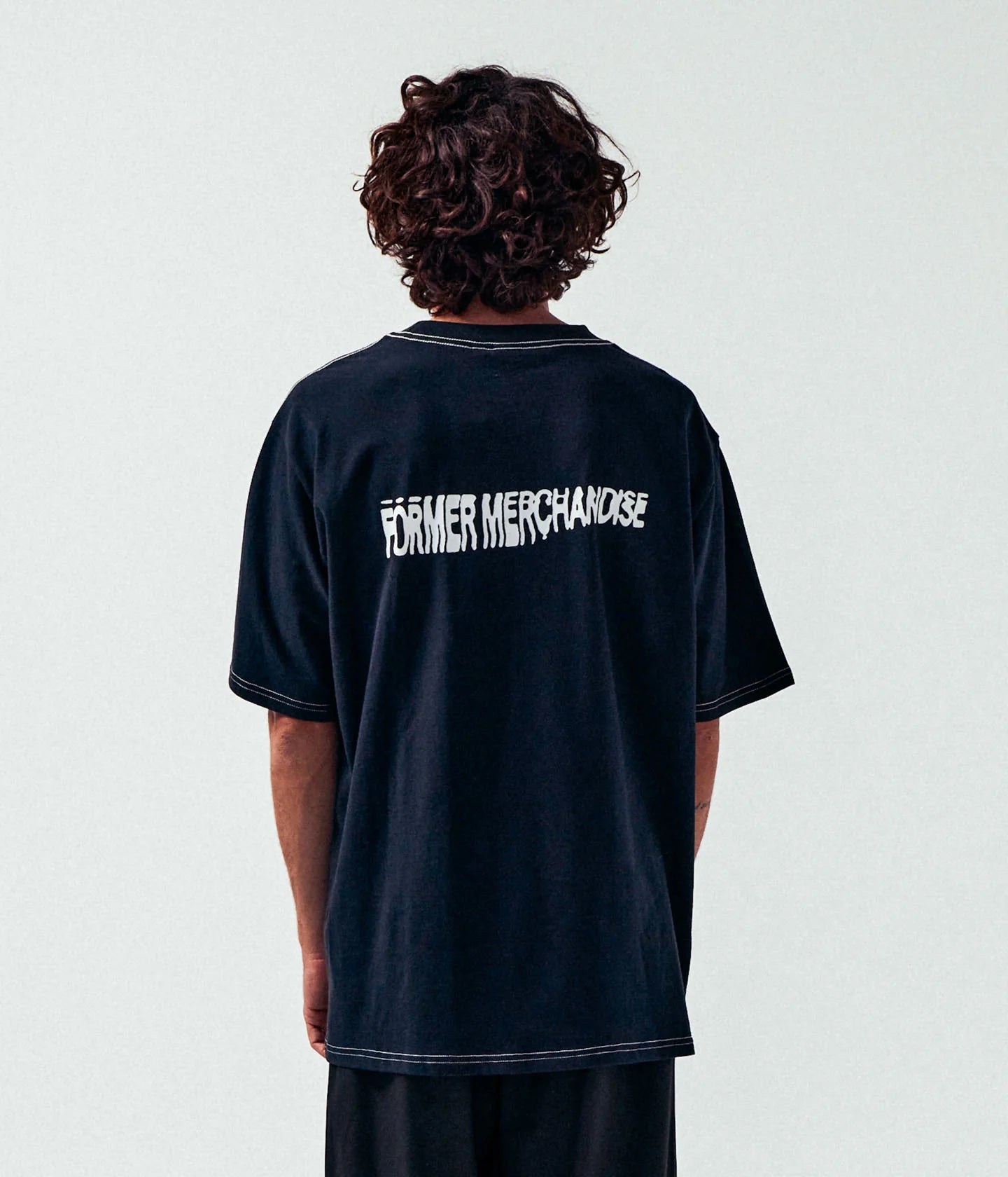 SKEWER OVERSIZED T-SHIRT - BLACK